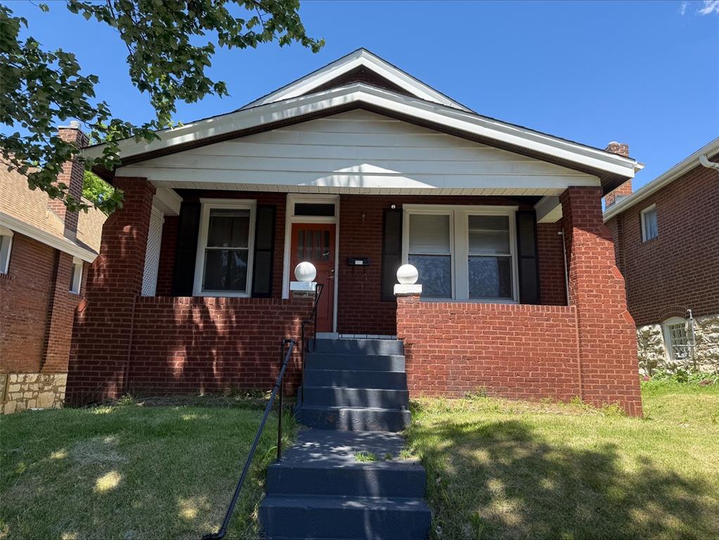 St Louis, Missouri 63116, United States, 2 Bedrooms Bedrooms, ,1 BathroomBathrooms,Residential,Pending,135666