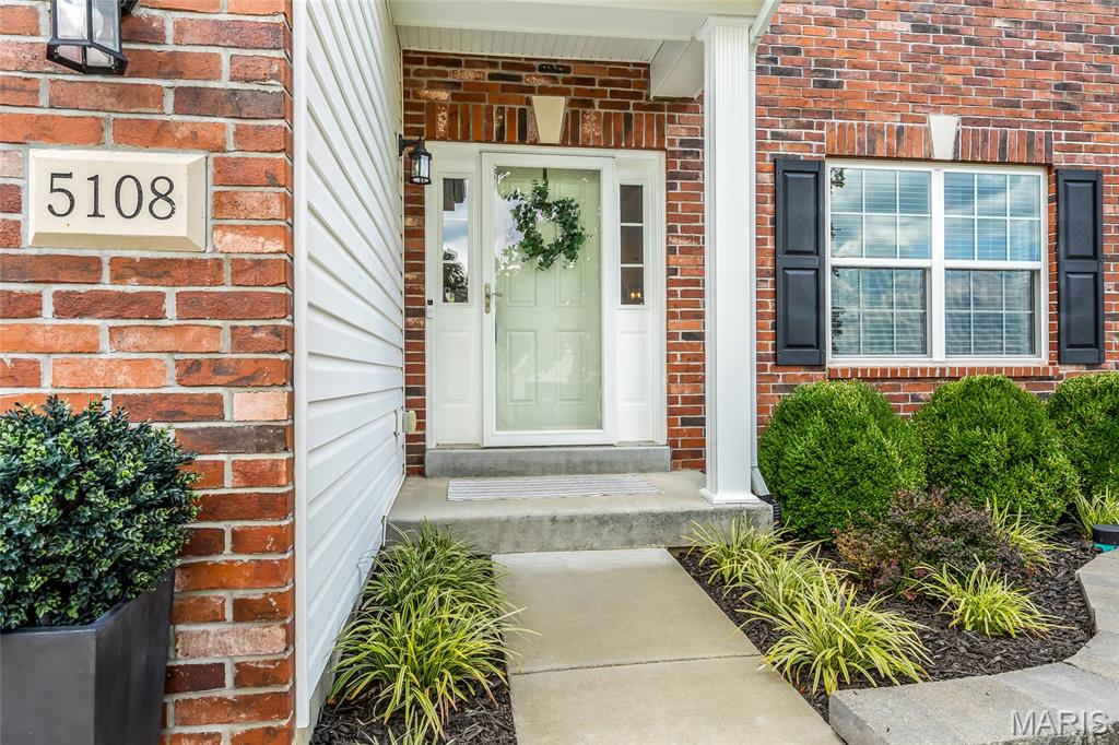 5108 Eagle Wing Court