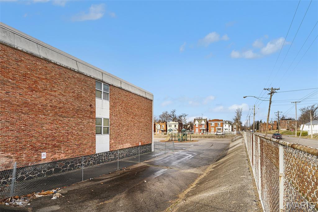 Mount Gamble Add - Commercial Sale