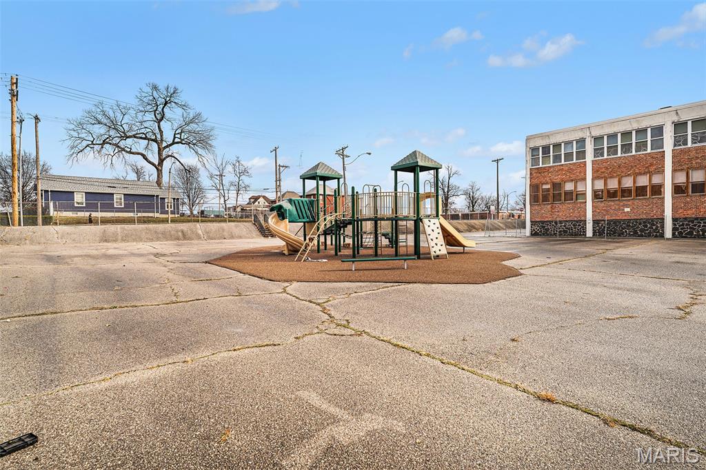 Mount Gamble Add - Commercial Sale