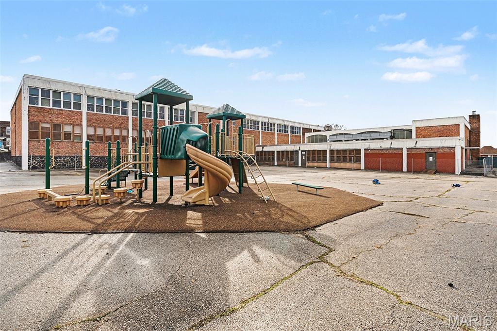 Mount Gamble Add - Commercial Sale