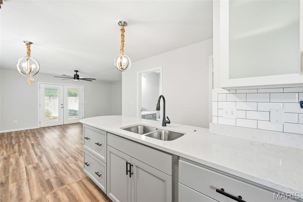 Woodside Crk Town Homes 04 - Residential