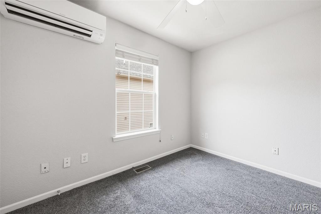 Woodside Crk Town Homes 04 - Residential