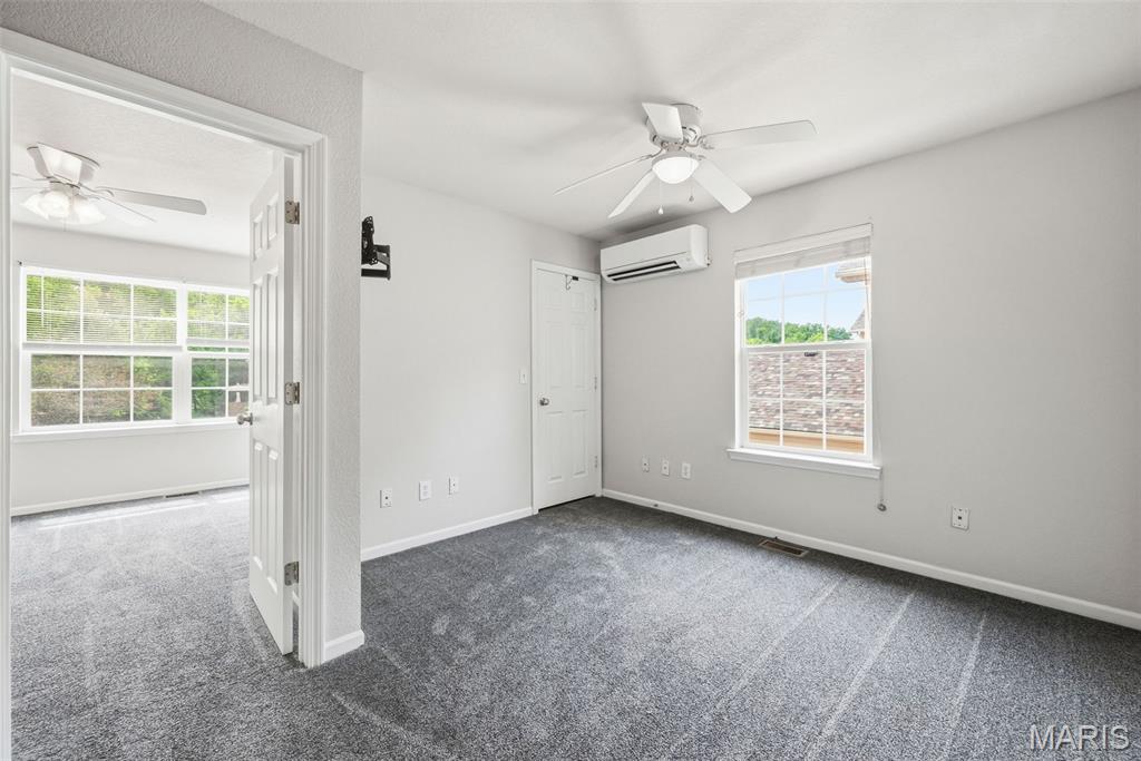 Woodside Crk Town Homes 04 - Residential