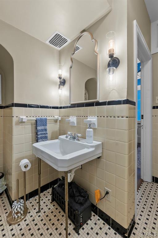 Fifth Principal Meridian - Residential