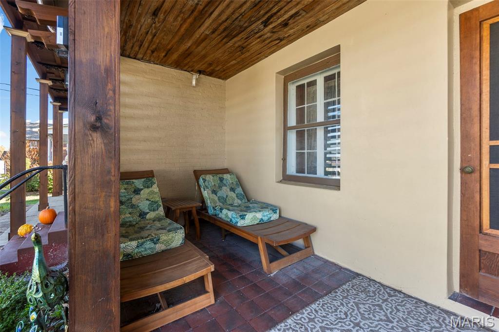 Fifth Principal Meridian - Residential