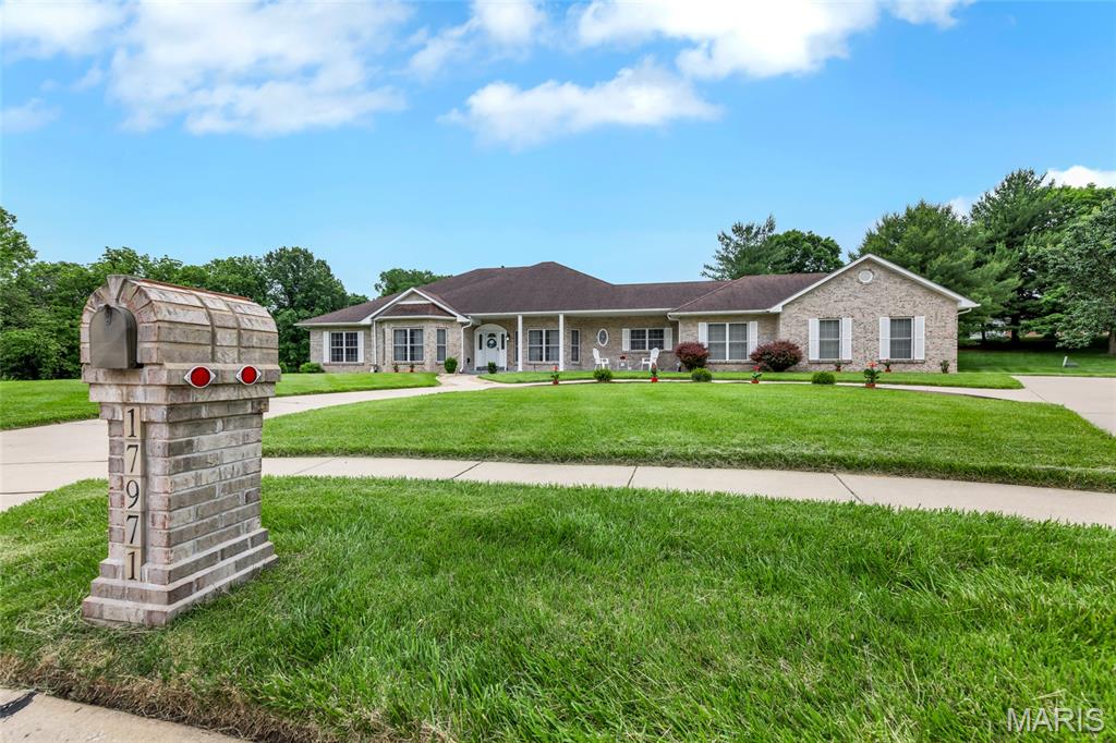 Parc Argonne Estates One - Residential