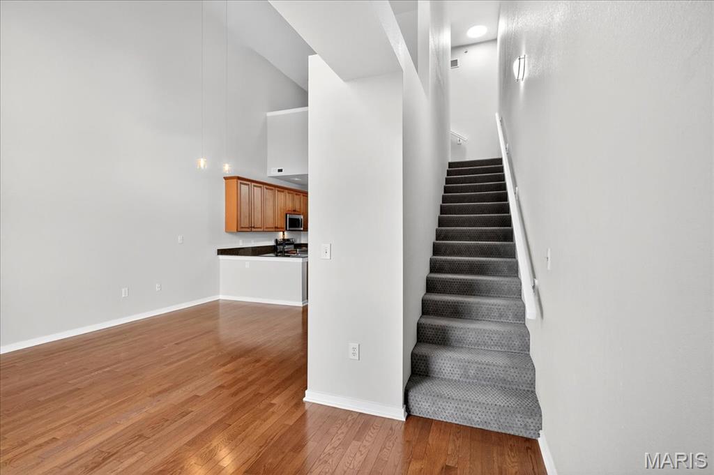 Kirkwood, Missouri 63122, United States, 1 Bedroom Bedrooms, ,2 BathroomsBathrooms,Residential,Active,202634