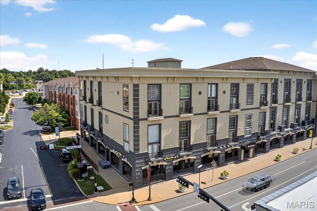 Kirkwood, Missouri 63122, United States, 1 Bedroom Bedrooms, ,2 BathroomsBathrooms,Residential,Active,202634