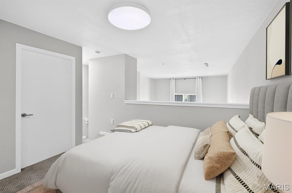 Kirkwood, Missouri 63122, United States, 1 Bedroom Bedrooms, ,2 BathroomsBathrooms,Residential,Active,202634