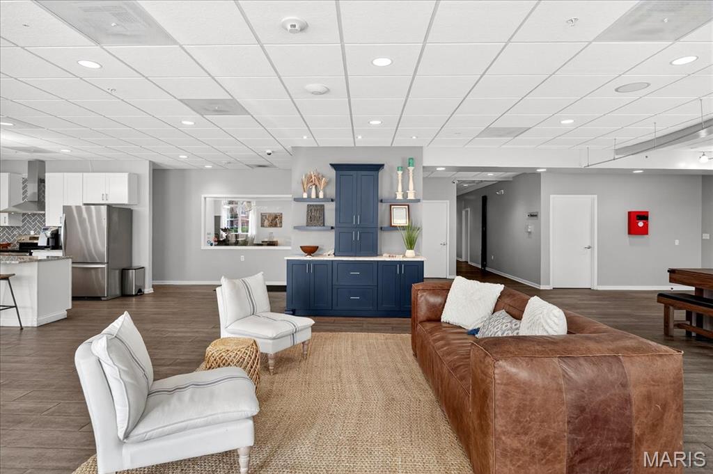 Kirkwood, Missouri 63122, United States, 1 Bedroom Bedrooms, ,2 BathroomsBathrooms,Residential,Active,202634