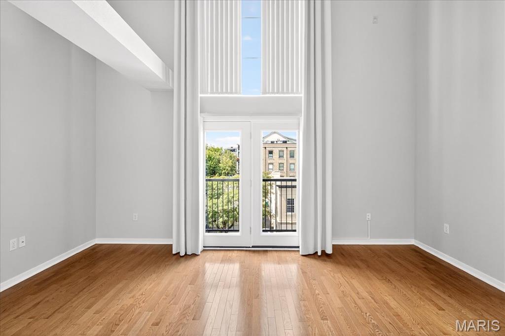 Kirkwood, Missouri 63122, United States, 1 Bedroom Bedrooms, ,2 BathroomsBathrooms,Residential,Active,202634