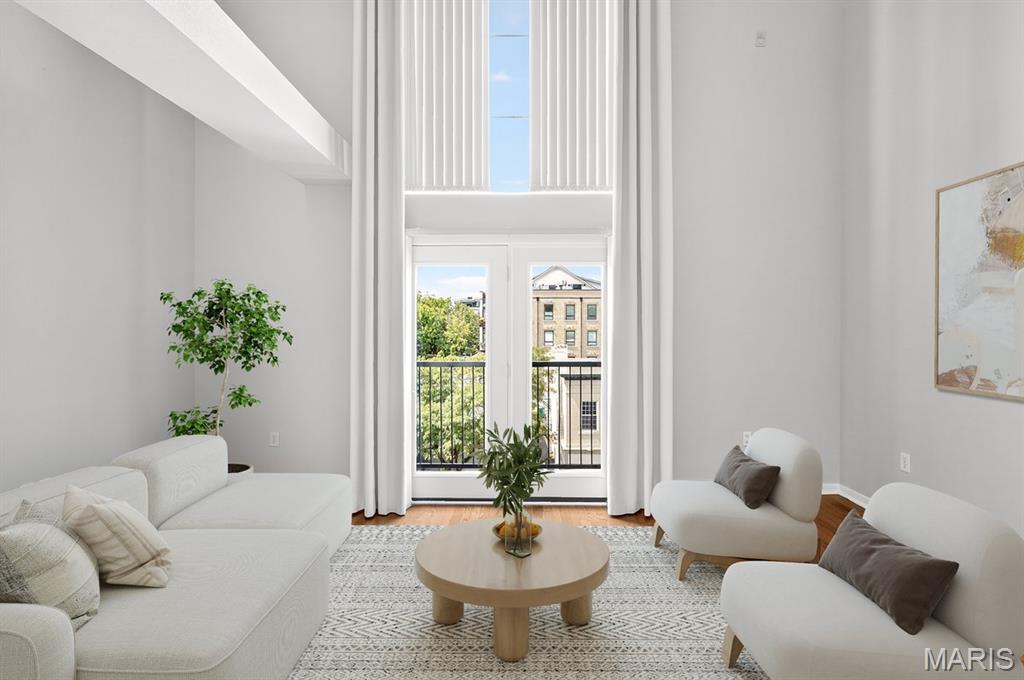 Kirkwood, Missouri 63122, United States, 1 Bedroom Bedrooms, ,2 BathroomsBathrooms,Residential,Active,202634