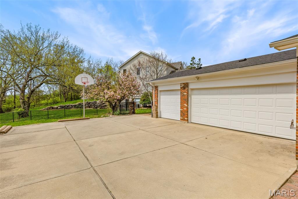 Park Royal 1 - Residential