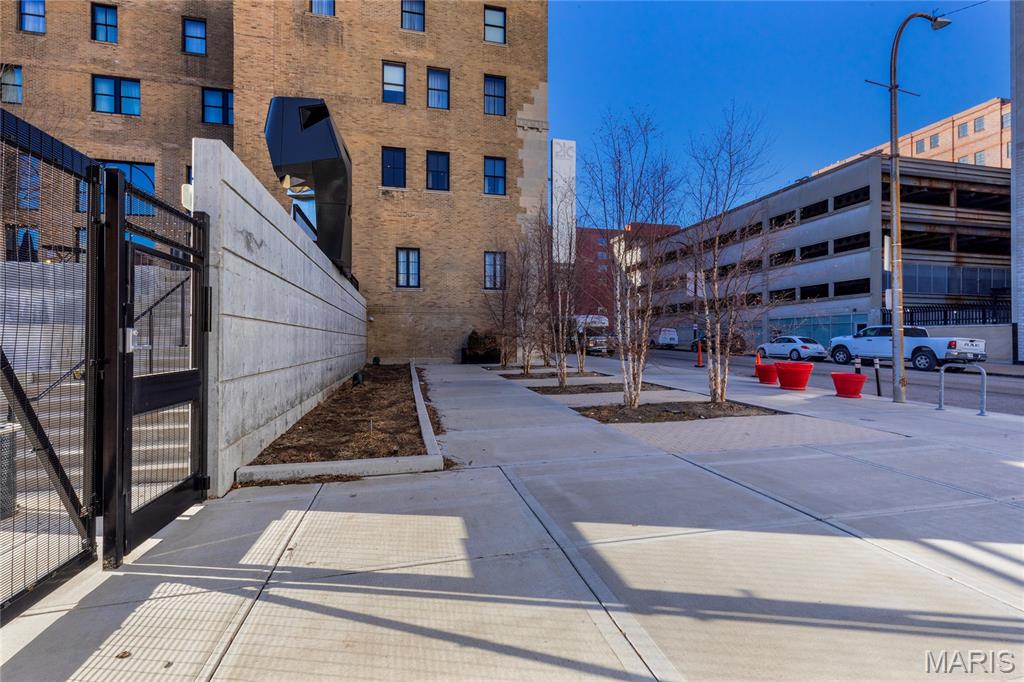 Lucas Lofts - Residential Lease