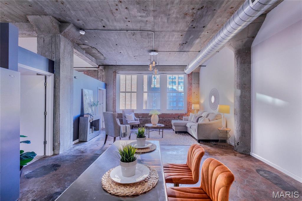 Lucas Lofts - Residential Lease