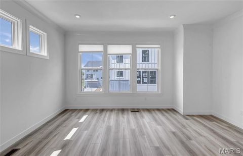 Tiny photo for 16507 Honey Locust Drive #303, Chesterfield, MO 63005 (MLS # 25075970)