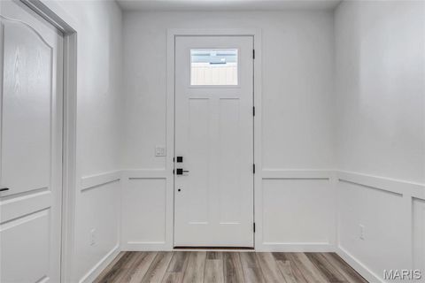 Tiny photo for 16507 Honey Locust Drive #303, Chesterfield, MO 63005 (MLS # 25075970)