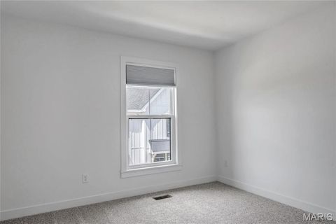 Tiny photo for 16507 Honey Locust Drive #303, Chesterfield, MO 63005 (MLS # 25075970)