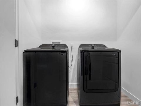 Tiny photo for 16507 Honey Locust Drive #303, Chesterfield, MO 63005 (MLS # 25075970)