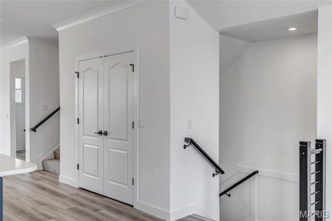 Tiny photo for 16507 Honey Locust Drive #303, Chesterfield, MO 63005 (MLS # 25075970)