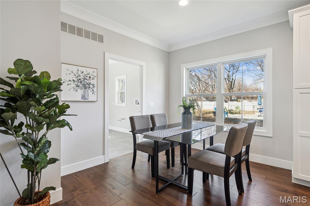 Webster Groves, Missouri 63119, United States, 5 Bedrooms Bedrooms, ,4 BathroomsBathrooms,Residential,Coming Soon,187980