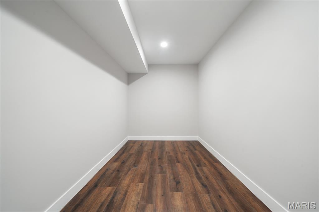 Webster Groves, Missouri 63119, United States, 5 Bedrooms Bedrooms, ,4 BathroomsBathrooms,Residential,Coming Soon,187980