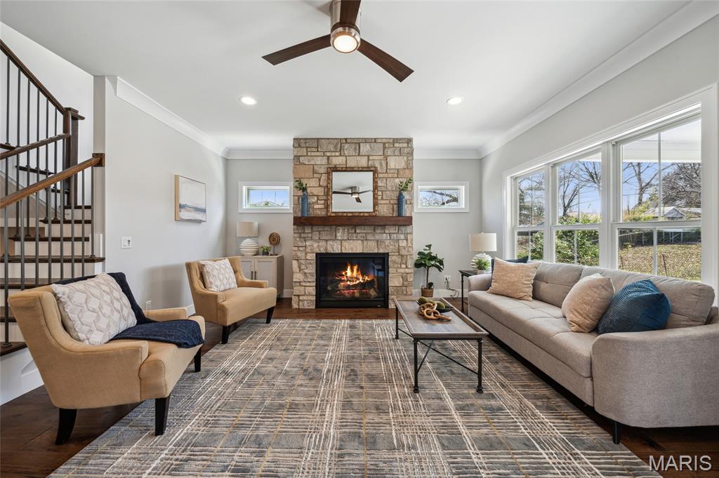 Webster Groves, Missouri 63119, United States, 5 Bedrooms Bedrooms, ,4 BathroomsBathrooms,Residential,Coming Soon,187980