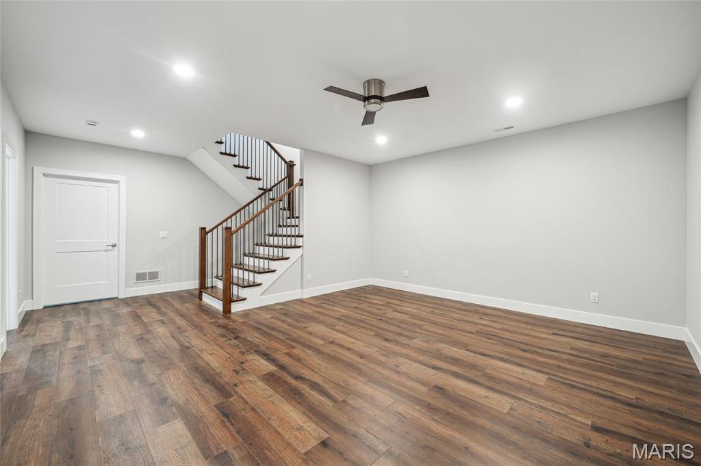 Webster Groves, Missouri 63119, United States, 5 Bedrooms Bedrooms, ,4 BathroomsBathrooms,Residential,Coming Soon,187980