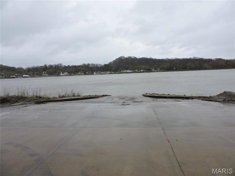 Tiny photo for 17 Martone Street, Elsberry, MO 63343 (MLS # 25009063)