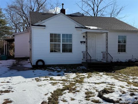 332 Fair Street Sullivan MO 63080