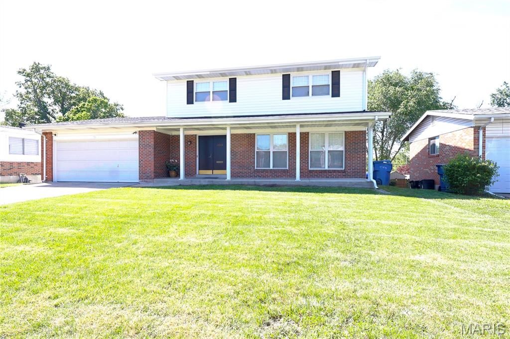 Photo of 2660 Delaware Drive, Florissant, MO 63033 (MLS # 26025949)