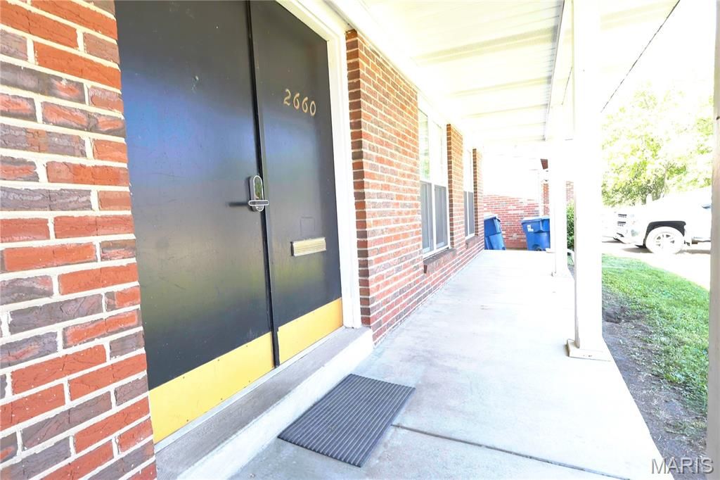 Photo of 2660 Delaware Drive, Florissant, MO 63033 (MLS # 26025949)