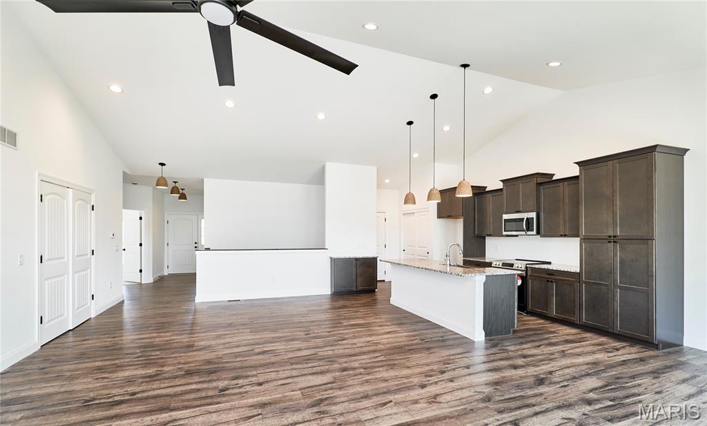 16 Canyon Creek Court