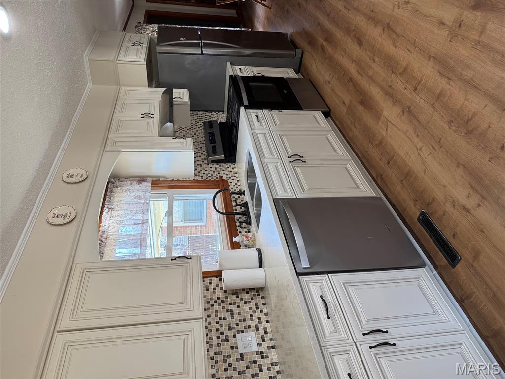 Sam L. Hunter Jr.'s lst addition to New Madrid - Residential