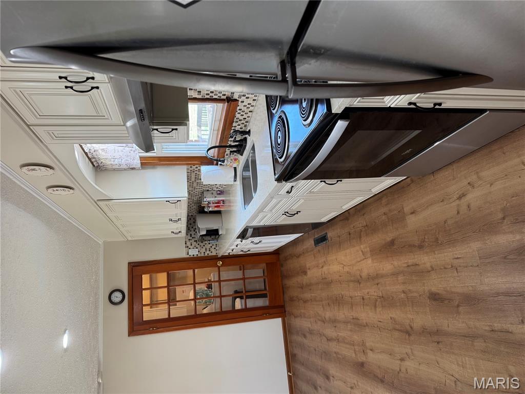 Sam L. Hunter Jr.'s lst addition to New Madrid - Residential