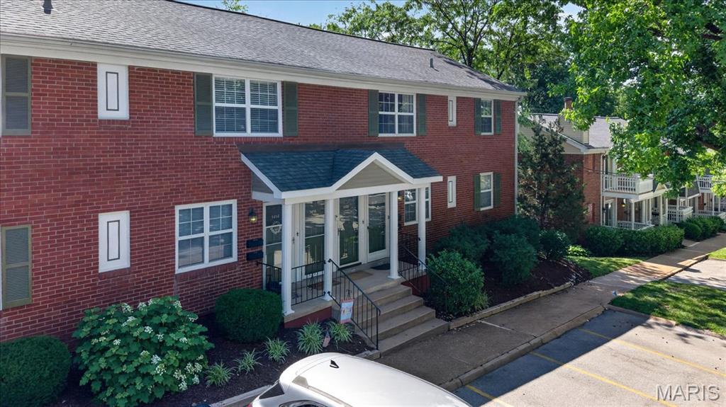 Brentwood Forest Condo Ph Eight - Residential