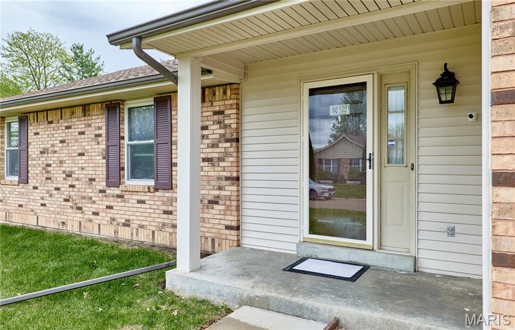 Photo of 1153 Spencer Hill Drive, St Peters, MO 63376 (MLS # 26012326)