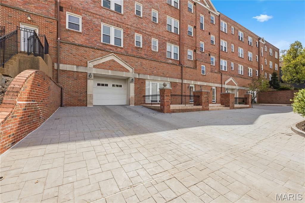 Fountain View - Residential