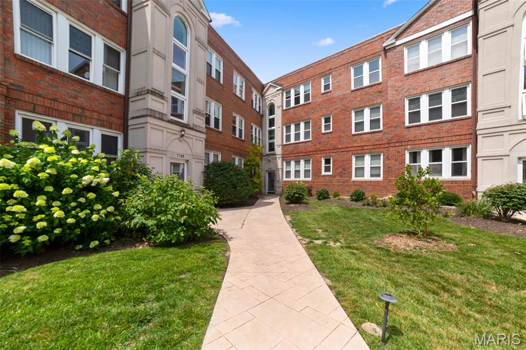 Fountain View - Residential