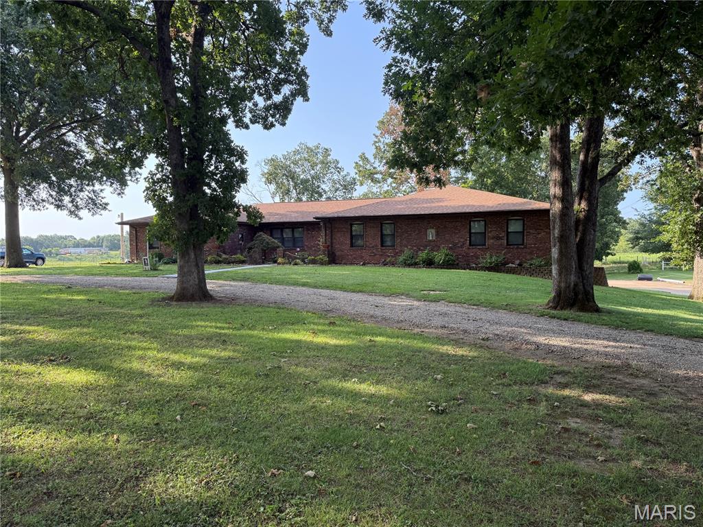 Photo of 108 Tinsley Road, Bismarck, MO 63624 (MLS # 26052278)