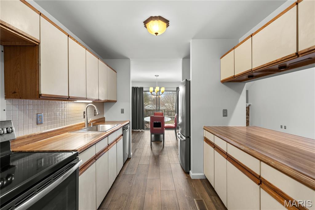 Somerfor Condo - Residential