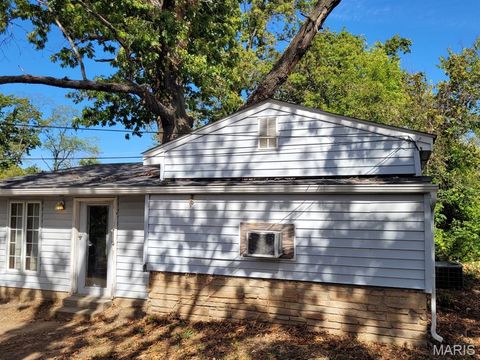 Tiny photo for 10835 Big Bend Road, Kirkwood, MO 63122 (MLS # 25069739)
