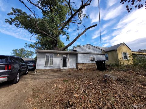 Tiny photo for 10835 Big Bend Road, Kirkwood, MO 63122 (MLS # 25069739)