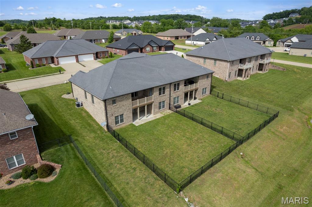 119/121 Summerfield Way