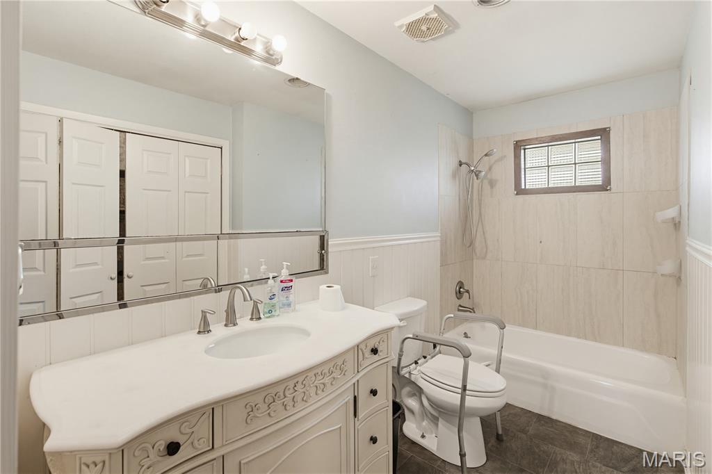 Collins N Acres 3 4 5 - Residential