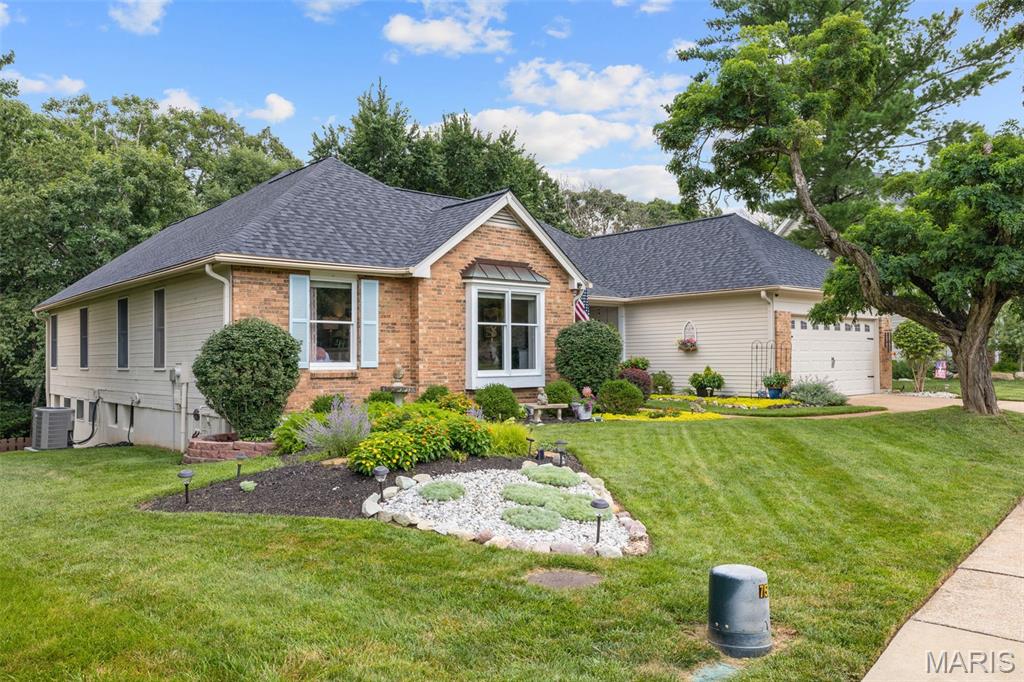 504 Robin Crest Court