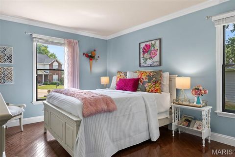Tiny photo for 504 Robin Crest Court, Wildwood, MO 63040 (MLS # 26044032)