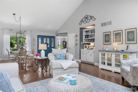 Tiny photo for 504 Robin Crest Court, Wildwood, MO 63040 (MLS # 26044032)