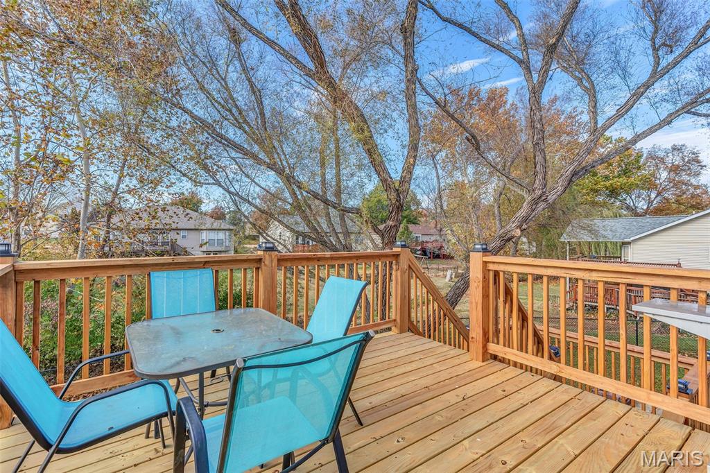 611 N Friedberg Drive